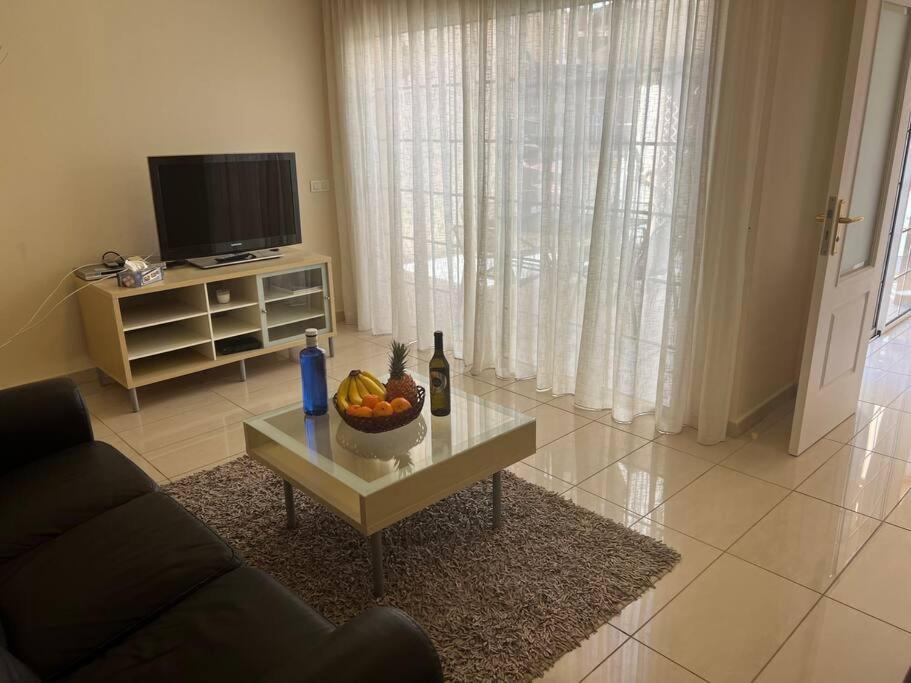 Apartment 33 Pleasures Del Duque *
